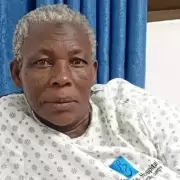 Una mujer ugandesa de 70 aos tuvo gemelos y se convirti en la madre ms longeva de frica