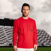 Cunto cuesta la remera que Lionel Messi promociona para Navidad
