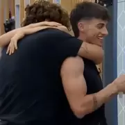 ¿Nació el amor en Gran Hermano? Dos participantes se mostraron muy cercanos y despertaron sospechas