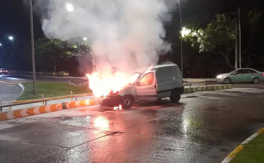 incendio de un auto
