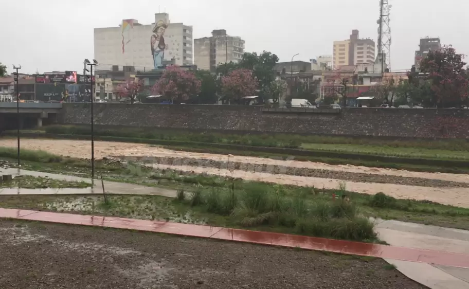 parque xibi xib en un dia de lluvia