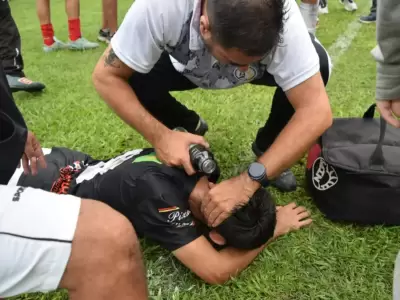 futbolista agredido (Grito Deportivo)