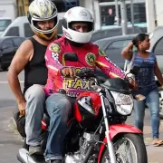 Mototaxi: el servicio de transporte que crece frente al paro de colectivos en Jujuy