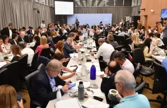 Debate en Comisiones - Ley �mnibus