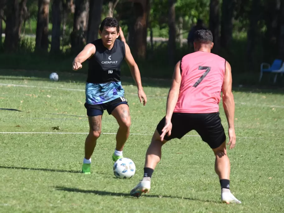 El "Pulga" ya entrena con el plantel de Gimnasia de Jujuy