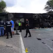 Tragedia en Salta: hay un jujeño entre los 16 heridos por el choque entre un camión y un colectivo