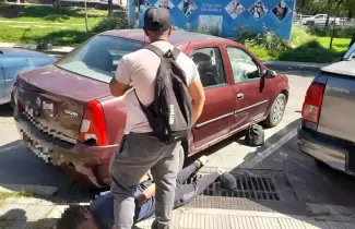 Detenido por robar una mochila de un auto