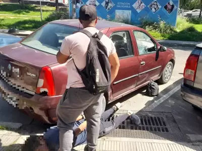 Detenido por robar una mochila de un auto