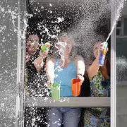 Carnaval en Jujuy: prev�n hasta 9 d�as de trabajo comunitario por arrojar agua desde autos o edificios
