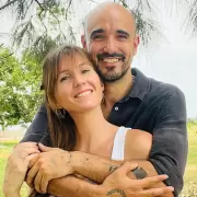 Abel Pintos y Mora Calabrese anunciaron que esperan a su tercer hijo: "No diremos nada, pero habrá señales"