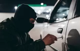 auto violentado asalto