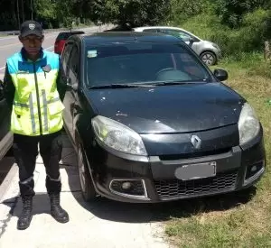 Intentaron escapar de un control vial con más de 100 kilos de hojas de coca