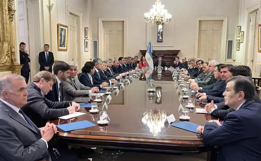Gobernadores con el Gobierno Nacional