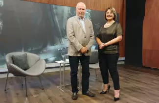 Guillermo Jenefes y Claudia Figueroa - Detrs de las Noticias