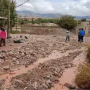 Una tormenta azot Humahuaca: dej las calles tapadas de barro y piedras y el camino al Hornocal cortado