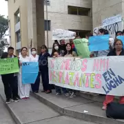 Paro en los hospitales de Jujuy: "Antes ramos esenciales, ahora somos descartables"