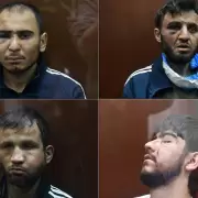Rusia exhibi a los cuatro terroristas con signos de tortura: declararon ante un tribunal y dos admitieron su culpabilidad