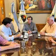 El Gobierno asegura que mejorar las condiciones laborales del personal de salud de Jujuy