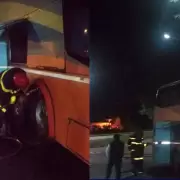 bomberos evitaron incendio de colectivo
