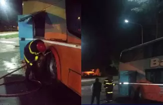 bomberos evitaron incendio de colectivo