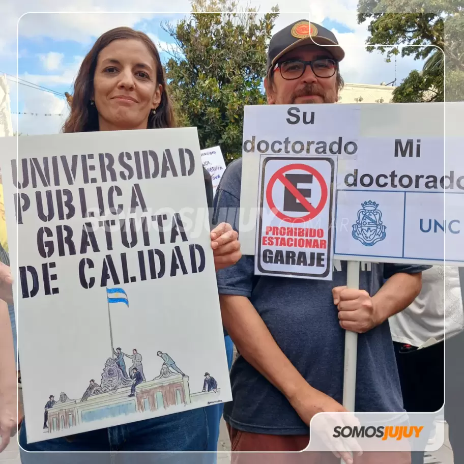 Multitudinaria marcha por la educacin pblica en Jujuy