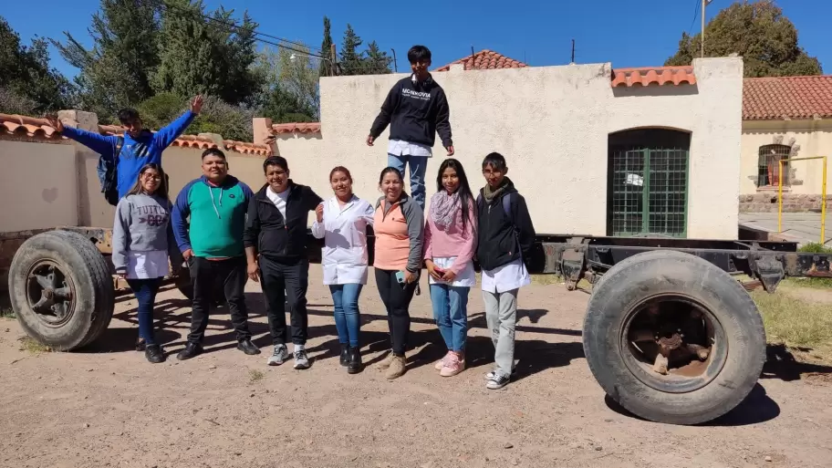 chasis para el carruaje de la Escuela Normal de Humahuaca
