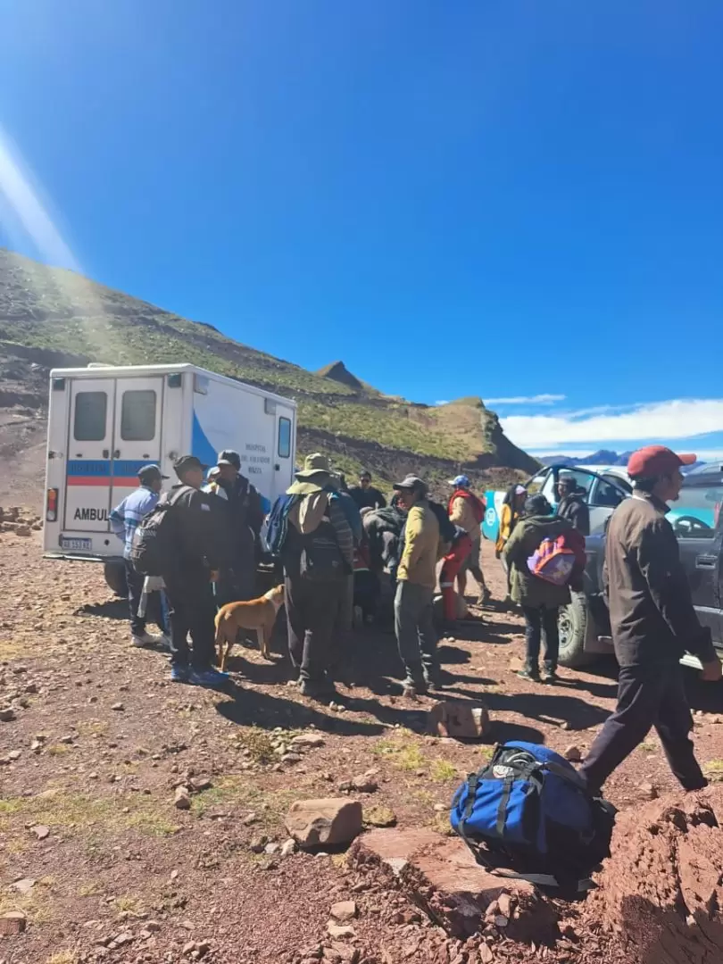 Un hombre desbarrancó y cayó 6 metros en Huacalera: fue rescatado