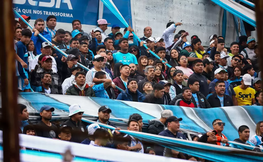 hinchada Gimnasia de Jujuy