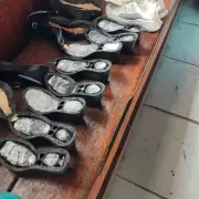 Secuestraron ms de 4 kilos de cocana escondidos en suelas de zapatos en Jujuy