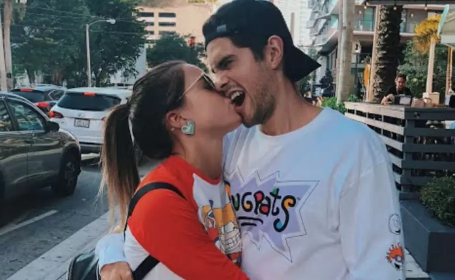fer vazquez y emilia mernes