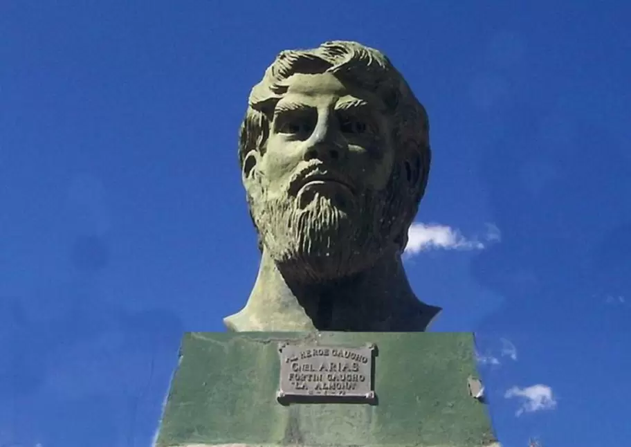 General Arias