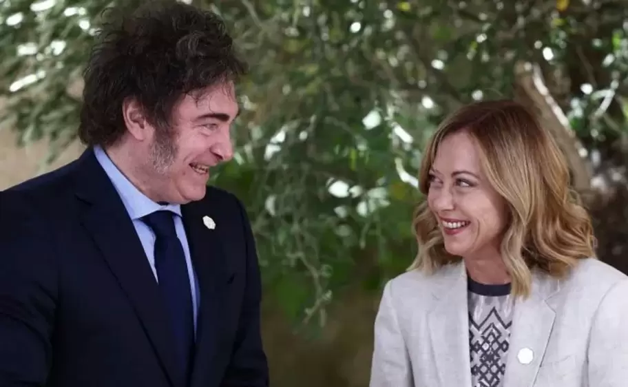 Giorgia Meloni y Javier Milei