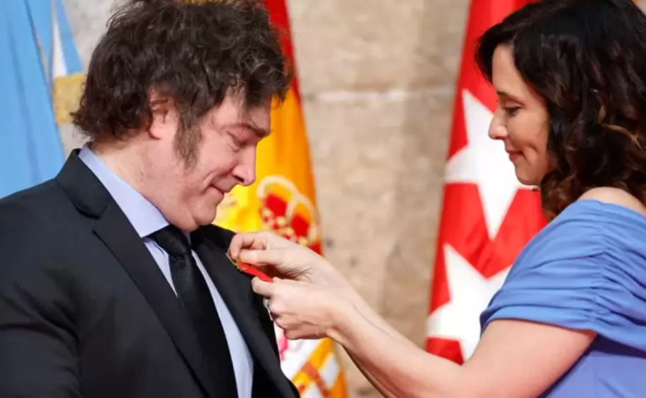 Javier Milei la Medalla Internacional de la Comunidad de Madrid (Foto: AFP)