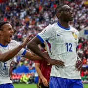 Francia venci 1-0 a Blgica sobre el final y pas a cuartos de final de la Eurocopa