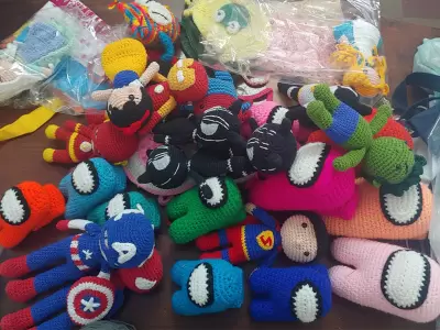 mu�ecos tejidos