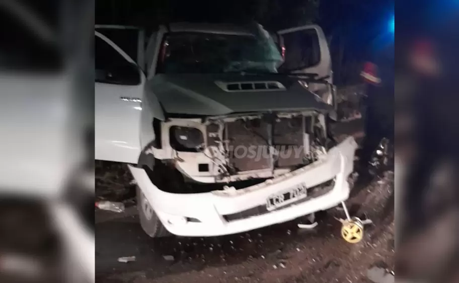 Choque frontal sobre ruta 34: dos camionetas colisionaron y hay personas atrapadas