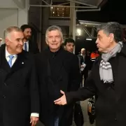 Macri asisti� a la firma del Pacto de Mayo y se salud� con Bullrich luego de la fuerte interna del PRO