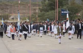 Desfile por el 9 de julio - Independencia - Ciudad Cultural