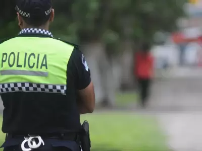 Polic�a