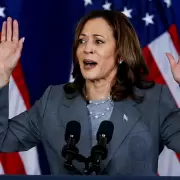 Quin es Kamala Harris, la favorita para reemplazar a Biden en la carrera presidencial