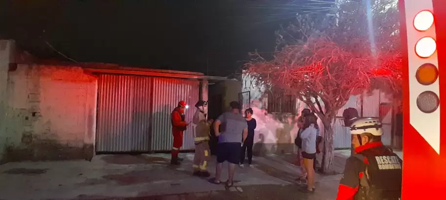 Incendio de una vivienda en Alto Comedero