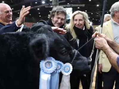 el presidente javier milei junto a karina milei