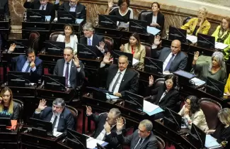 senadores