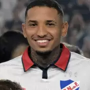Los homenajes al cumplirse un año de la muerte de Juan Izquierdo, el jugador que se desplomó en un partido