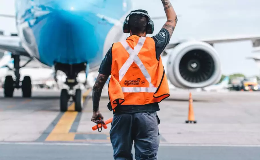 aerolineas arg