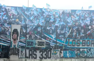 hinchada de gimnasia lobo norte