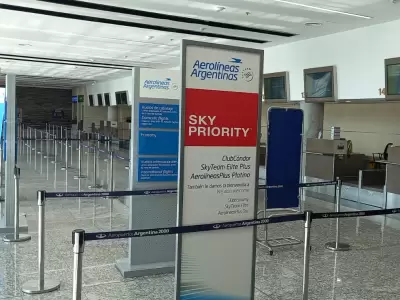 Aeropuerto de Jujuy, paro de gremios de pilotos