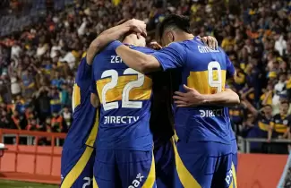 el equipo de boca juniors festeja