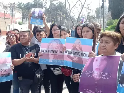 marcha en pedido de justicia por Paula Acosta