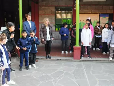 yoga en la escuela Marina Vilte